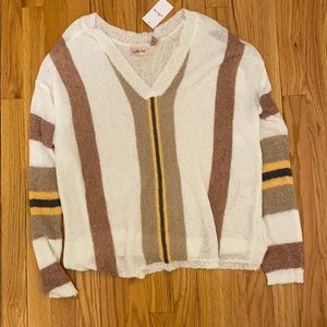 Lightweight Sweater with deep vneck